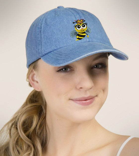 Wide Eyed Lovable Queen Bee Embroidery Design