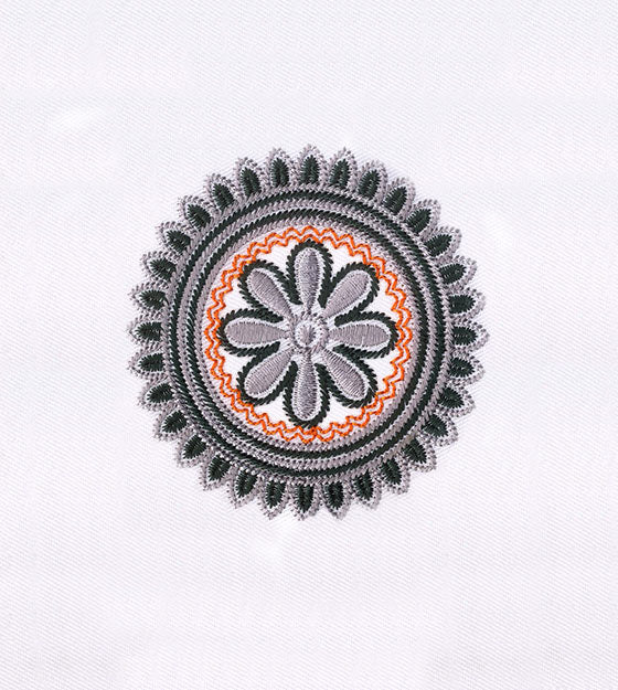 Detailed Circular Quilting Embroidery Design